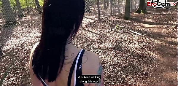 Deutsche Milf Anhalterin abgeschleppt im auto gefickt und outdoor gefickt beim EroCom Date